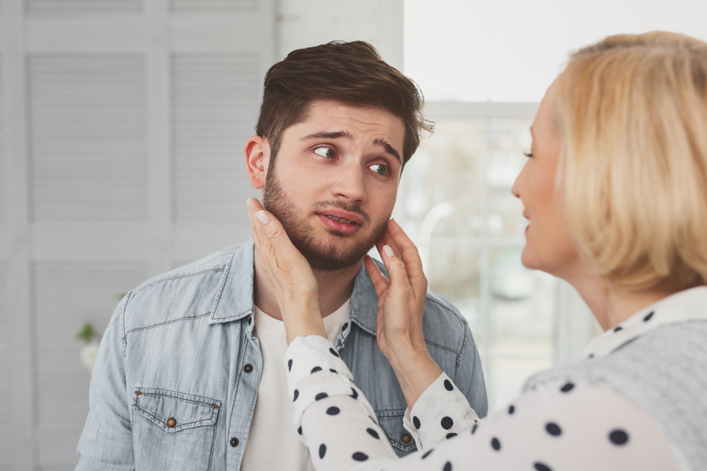 Matka i dorosły syn